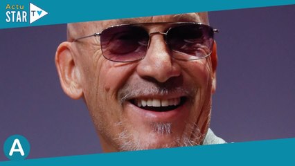 Florent Pagny tout sourire face à une ancienne star du football, sortie rassurante pour le chanteur