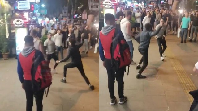 İstanbul'un göbeğinde birbirlerine böyle bıçak salladılar