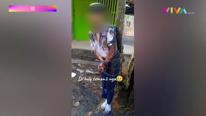Emak-emak Selamatkan Pelajar SMP yang Dibully Habis-habisan