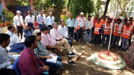 अगर ट्रेन संरक्षा को लेकर कोई आशंका है तो अधिकारी, कर्मचारी तुरंत बताएं