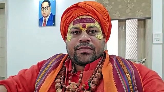 मंदिरों में छोटे कपड़े पहन कर आने के विरोध में महंत राजू दास ने कही बड़ी बात