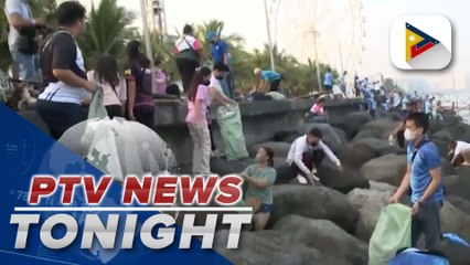 DENR, 2.5K mall chain volunteers conduct coastal cleanup operation