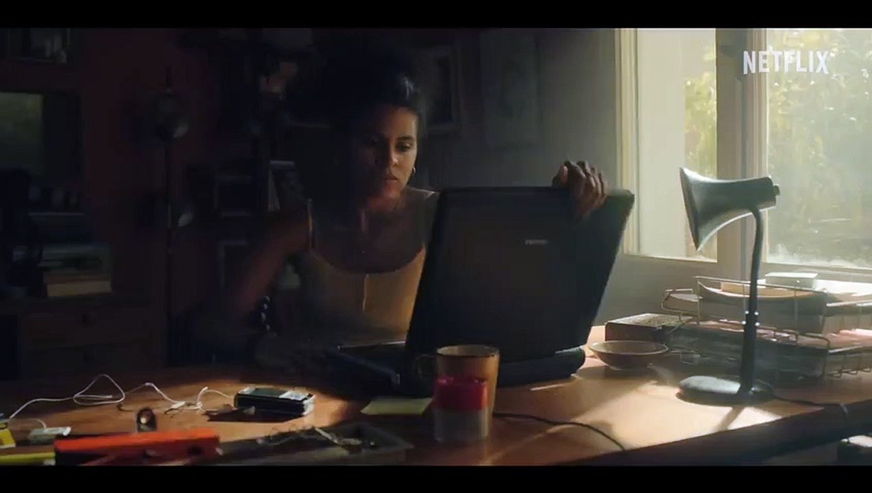 Black Mirror Saison 6 - Official teaser (EN)