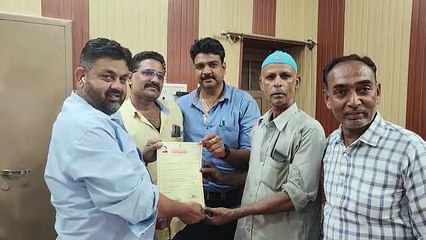 आखिरकार मिल गया पट्टा तो मिली खुशी