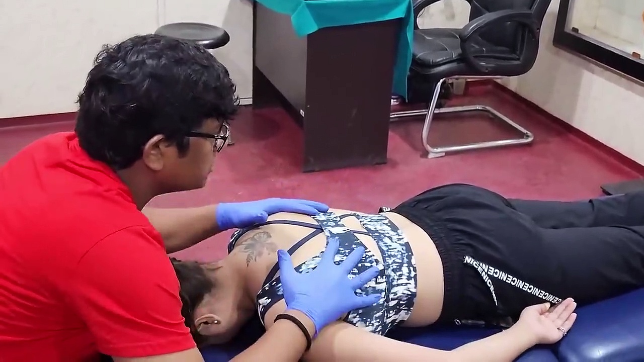 Chiropractic treatment for Neck and Headache.