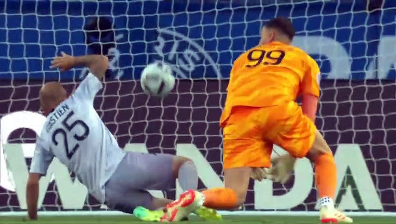 PARIS SAINT-GERMAIN - CLERMONT FOOT 63 (2 - 3) - Highlights - (PSG - CF63) _ 2022-2023