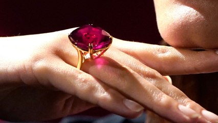 Subastan el rubí más grande del mundo en Estados Unidos: este fue el precio final de la venta