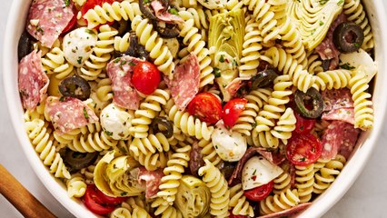 PSA: This Loaded Italian Pasta Salad Is Better Than Any Creamy Version