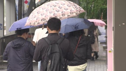[날씨] 비 그치고 맑은 하늘...내륙 30℃ 안팎 여름 더위 / YTN