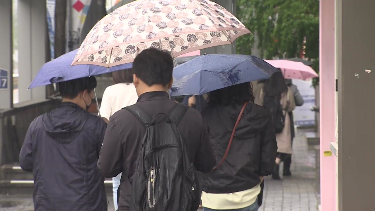 [날씨] 비 그치고 점차 맑아져...한낮 30℃ 안팎 여름 더위 / YTN