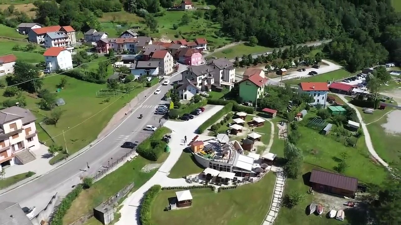 2022 Moto Guzzi V100 Mandello | First Ride