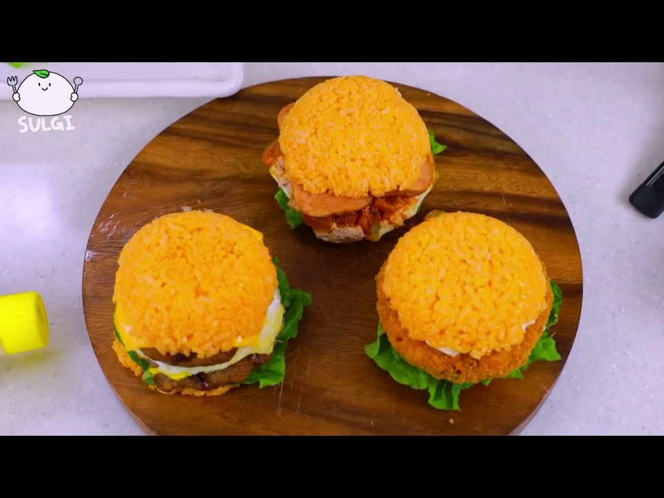 ASMR MUKBANG Fire Rice Burger Tteok-galbi, Shrimp patty, Spam Kimchi Tuna, Seasoned Chicken.