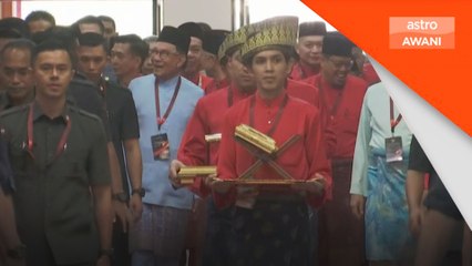 PM hadir ke Perhimpunan Agung UMNO selepas 25 tahun