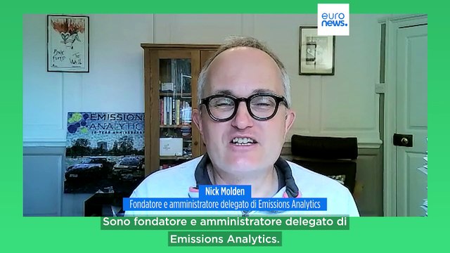 Cosa succederà alle vecchie auto? Un esperto dice se è il momento di passare a un veicolo elettrico
