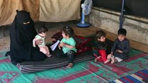 في شمال غرب سوريا مصابون بأمراض خطيرة محرومون من العلاج لتعذّر انتقالهم الى تركيا