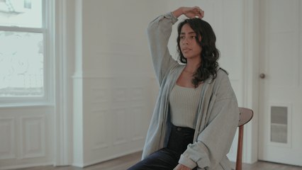 Fix your posture with this one minute exercise