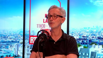 Thierry Lhermitte : Pourquoi il évite les soirées mondaines 🎉