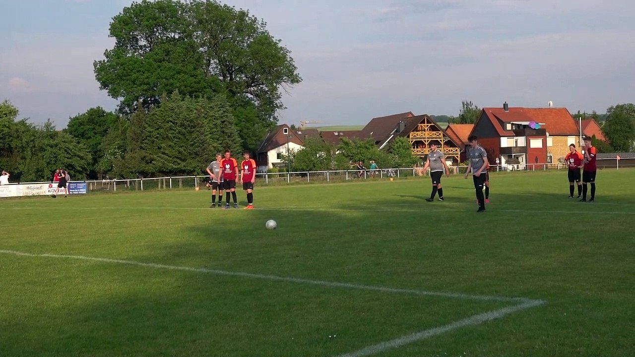Elfmetertor von Marius Wolkenhauer (JSG Söse/Harz) im Spiel gegen die JSG HöhBernSee