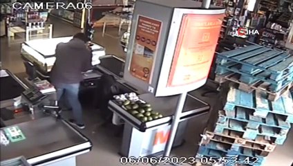 Marketlere girip piyasa değeri yaklaşık 1 milyon TL olan alkol ve sigara çaldılar