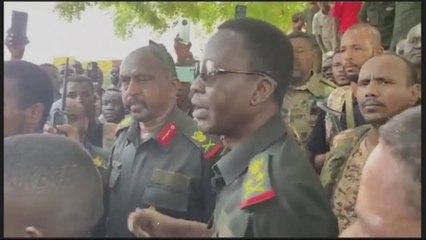 نائب قائد الجيش السوداني: البرهان يقود المعركة على الأرض وأنباء تصفية القيادة مفبركة #العربية  #السودان
