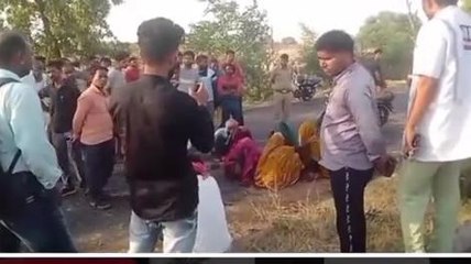 झांसी: व्यायाम के लिए घर से निकले तीन युवकों को ट्रक ने रौंदा, मौके पर तीनों की हुई मौत