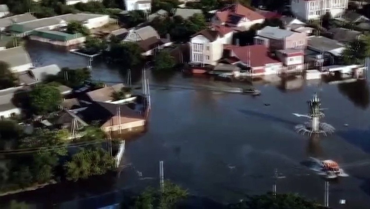 La plus grande catastrophe depuis Tchernobyl ! L'Ukraine a annoncé que 5 personnes sont mortes dans l'inondation après l'explosion du barrage