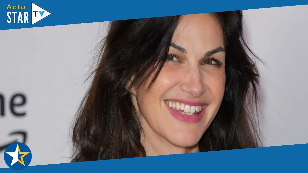 "Une piscine avec des hommes, cigare au bec..." : Helena Noguerra évoque ces "choses troubles" vécue