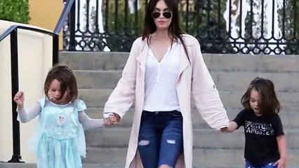 Oblige-t-il ses fils à porter des tenues de filles？ Paroles déroutantes de la voisine de Megan Fox