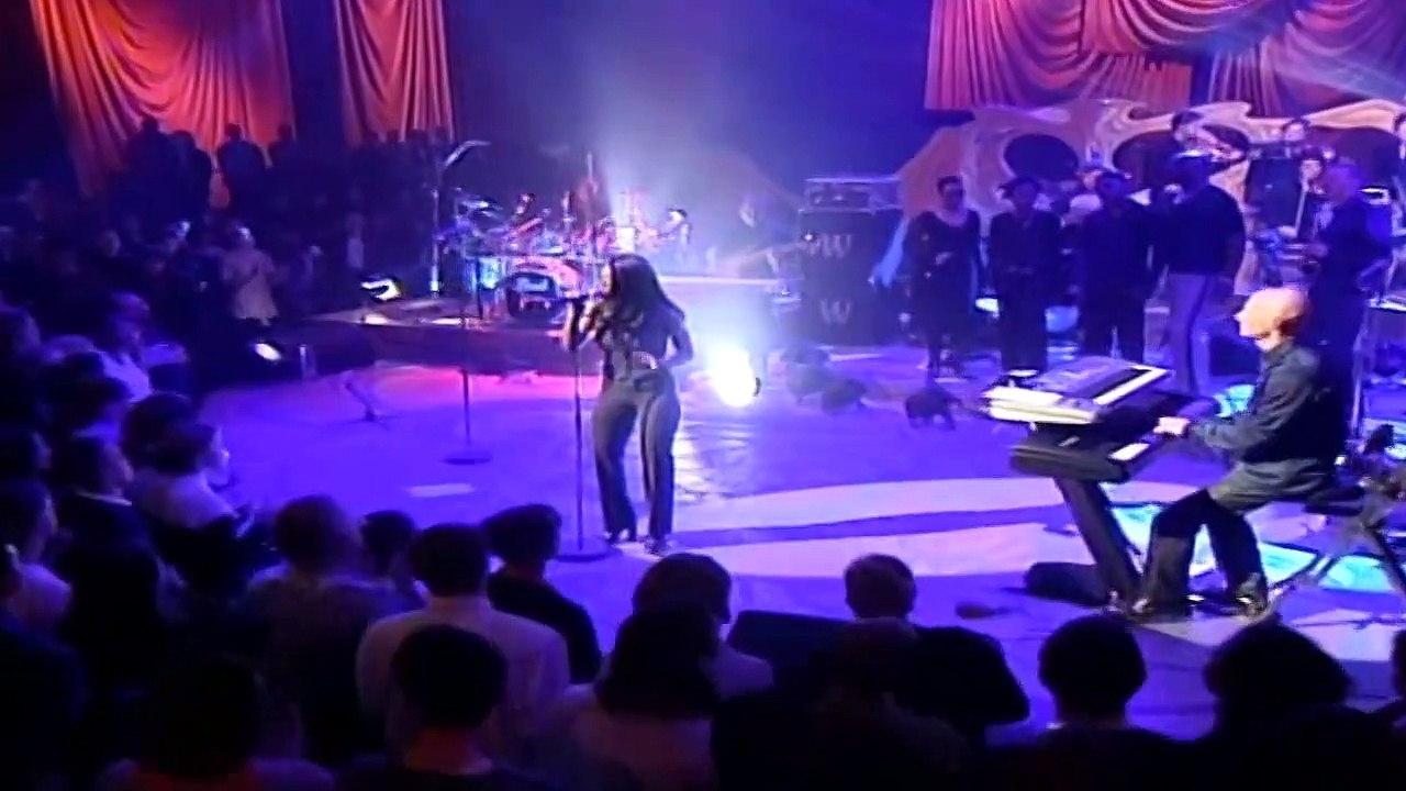 M PEOPLE — Baby Don't Change Your Mind | from M People: One Night In Heaven | M People In Concert