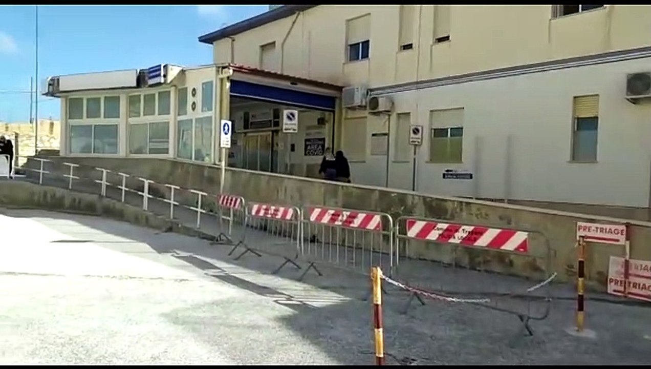 Ingerisce droga,  bimbo in prognosi riservata