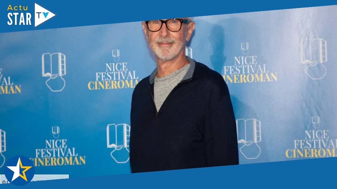 “Vous êtes au courant ?” : ce jour où Thierry Lhermitte a piégé sa partenaire Michèle Laroque