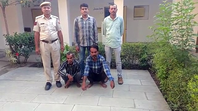 मादक पदार्थ बेचने वाले दो तस्कर गिरफ्तार