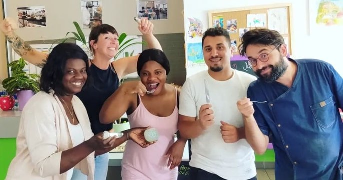 À Nantes, cet établissement associatif forme des réfugiés au monde de la restauration