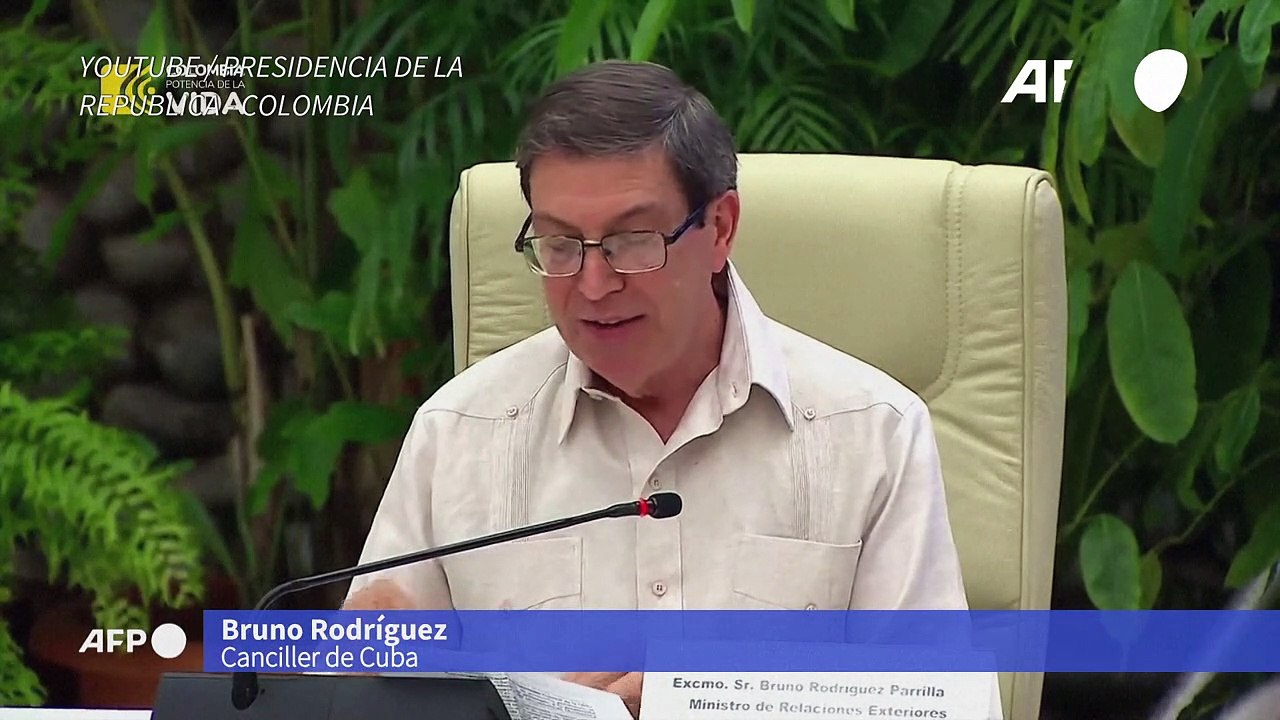 Gobierno de Colombia y guerrilla del ELN firman tregua de seis meses