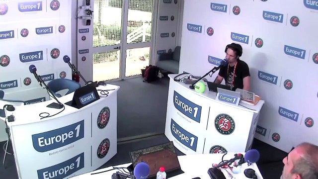 Service gagnant - Djokovic gagne sa demi-finale face à un Alcaraz diminué