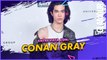 Conan Gray habla de música y cómo ser una estrella de redes sociales