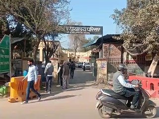 बार संघ चुनाव: अध्यक्ष पद के तीन और उपाध्यक्ष् के लिए पांच उम्मीदवारों के पर्चे दाखिल