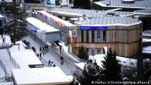 Regenbogenfahnen in Davos - mehr Diversität beim Weltwirtschaftsforum