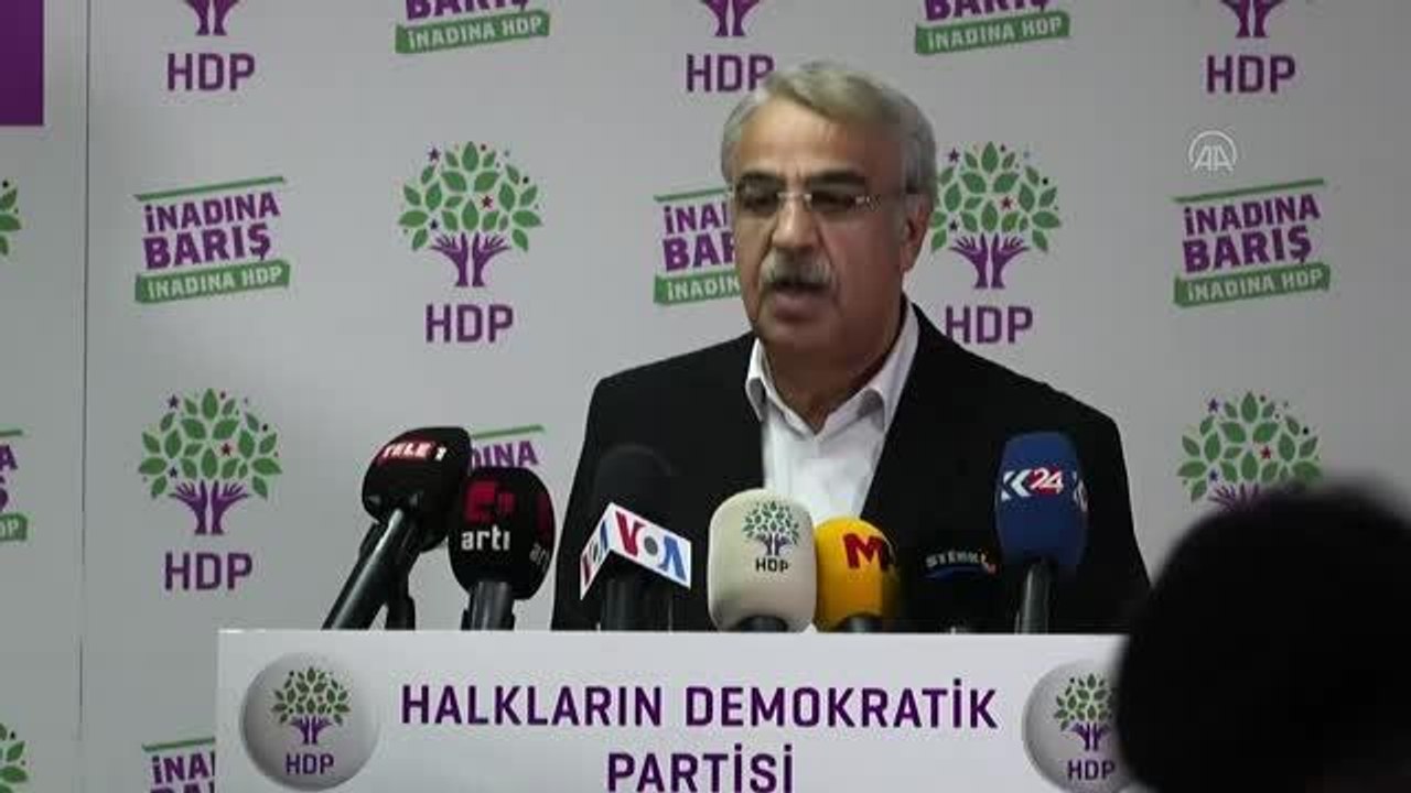 HDP, kapatma davasının seçim sonrasına bırakılması için AYM'ye başvurdu