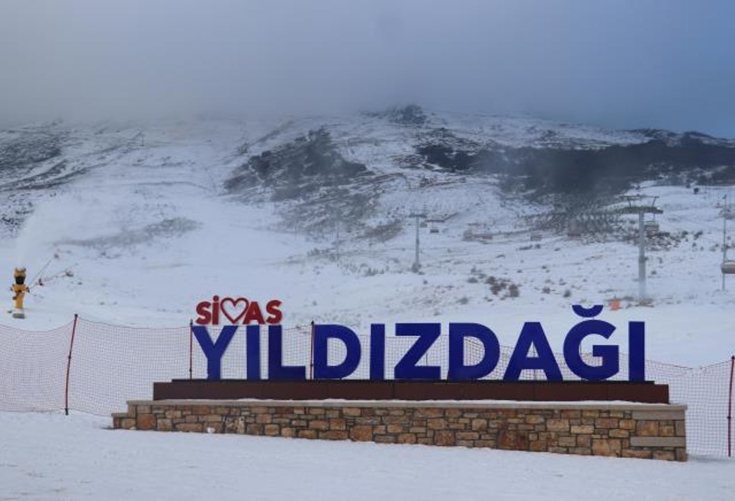 Yıldız Dağı'nda kayak sezonu açıldı