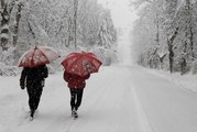 Comienzan los problemas en las carreteras del norte de España por las nevadas de la borrasca Fien