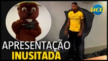 Fábio Gomes tem apresentação inusitada em Portugal