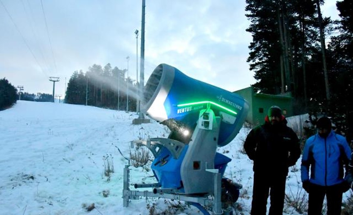 Cıbıltepe Kayak Merkezi'nde suni karlama çalışması başlatıldı