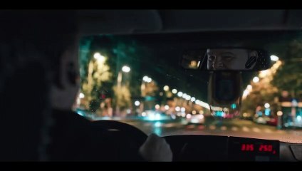 El extraño Tráiler