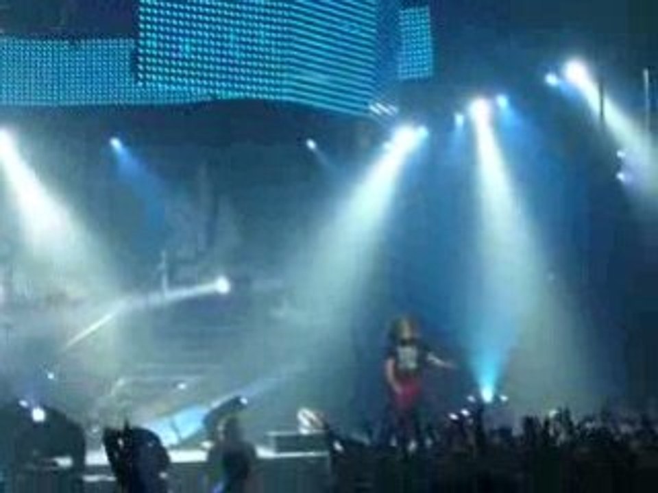 WIR STERBEN NIEMALS AUS Concert TH 13.03.08 059