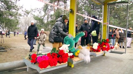 Si aggrava la conta dei morti a Dnipro. Si scava tra le macerie