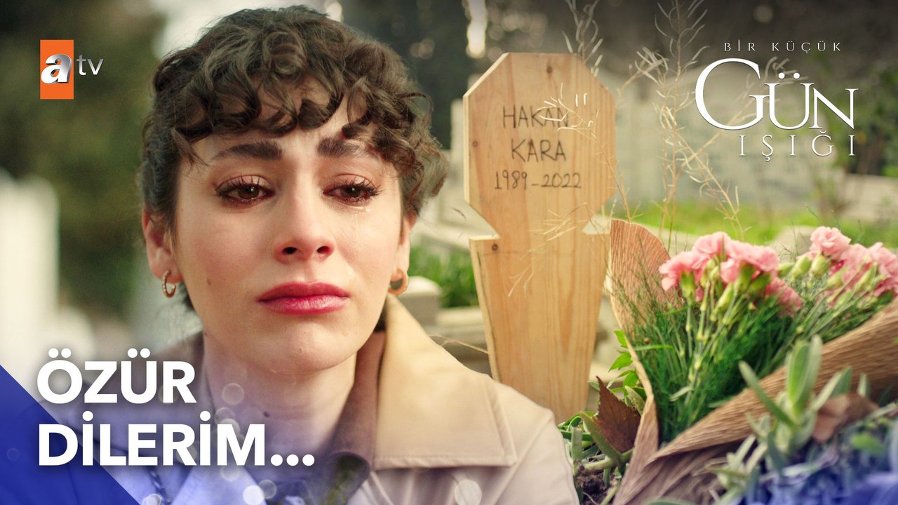 Dila, Hakan'ın mezarında... - Bir Küçük Gün Işığı 19. Bölüm