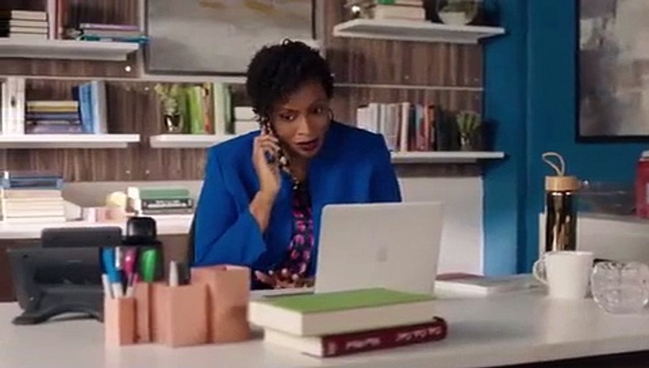 Workin' Moms - Se5 - Ep01 - The Carlsons Move to Calgary HD Watch