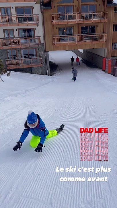 Camille Lacourt est en vacances avec ses enfants à L'Alpe d'Huez.