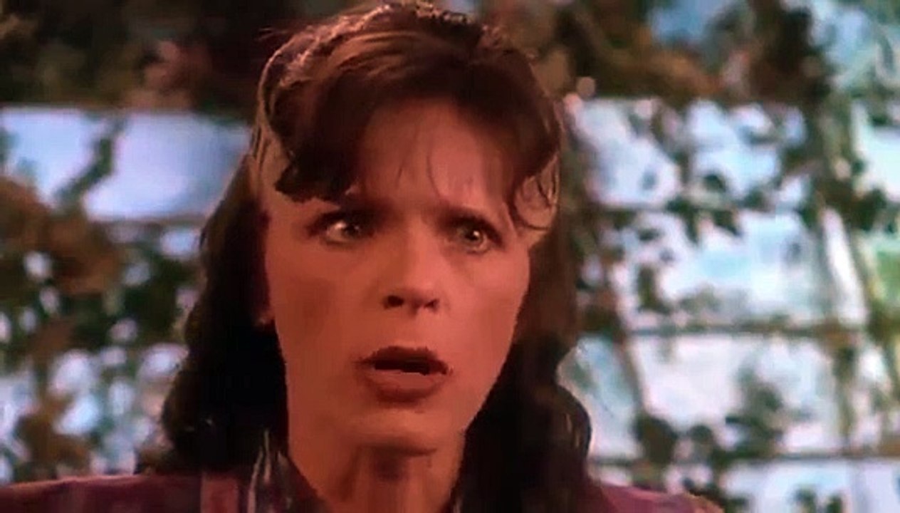 Babylon 5 - Se4 - Ep01 - The Hour of the Wolf HD Watch